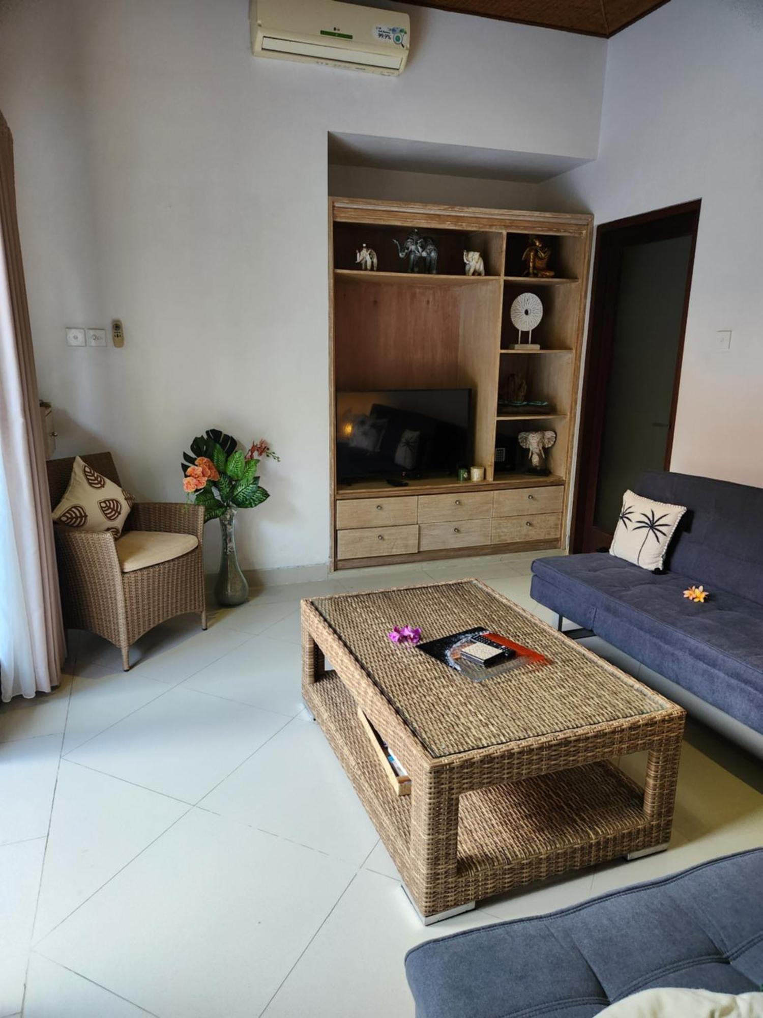 Taman Kesari Villas Sanur Exteriör bild