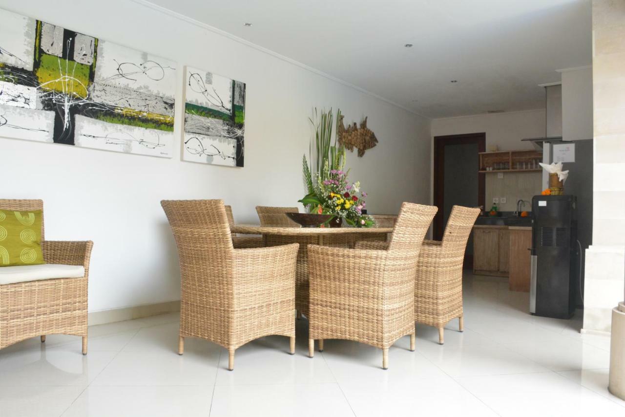 Taman Kesari Villas Sanur Exteriör bild
